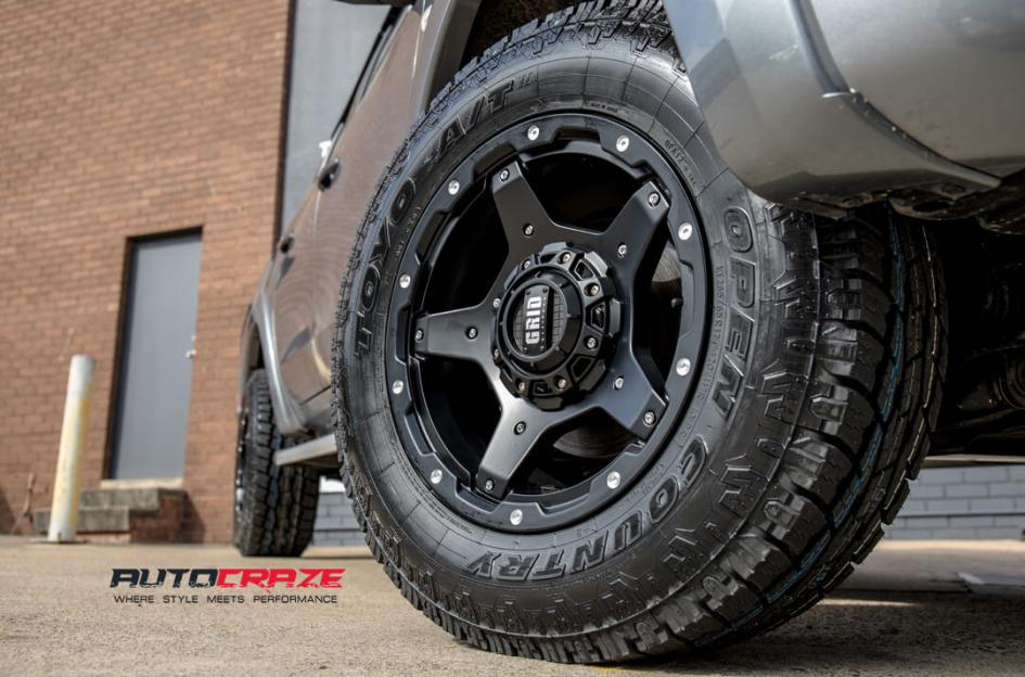 MITSUBISHI TRITON GD04 MATTE BLACK